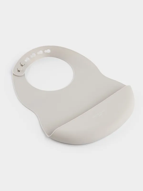 Нагрудник, детский, 30х21см, с карманом, силикон, серый, Kiddy, image-1