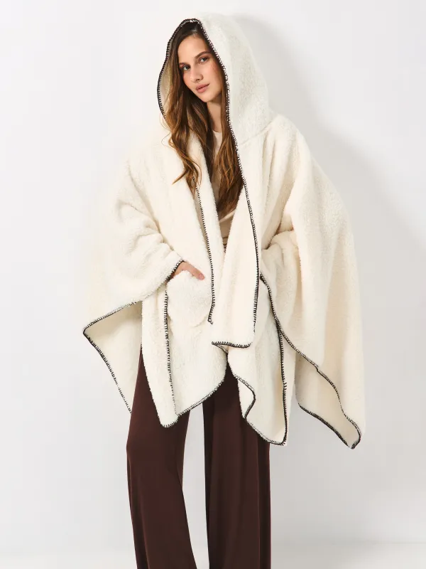 Пончо, молочное, Plush poncho, image-0