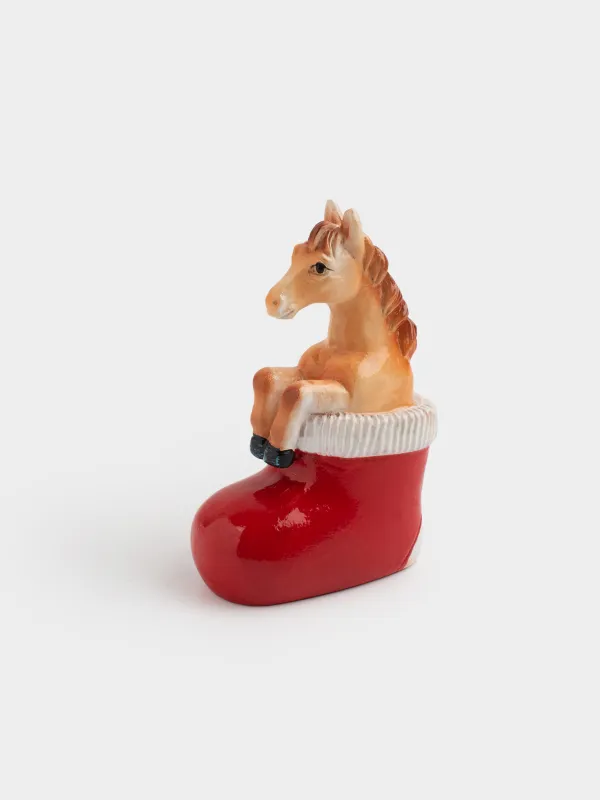 Статуэтка, 8 см, полирезин, красно-коричневая, Лошадь и сапог, Horse christmas, image-1