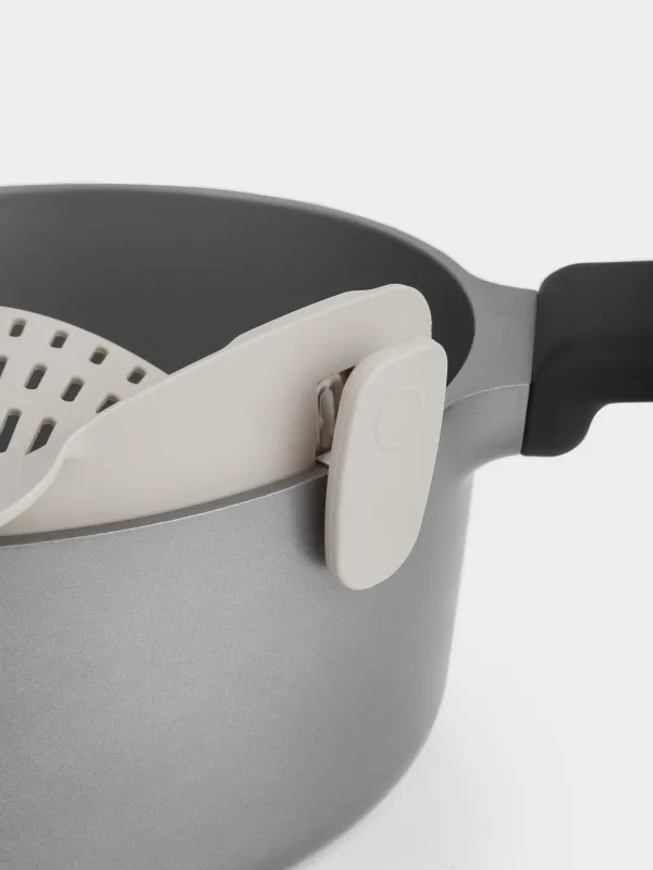 Дуршлаг-насадка на кастрюлю, 23 см, на зажимах, силикон, серо-коричневый, Soft kitchen, image-4
