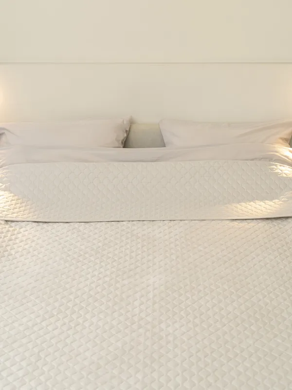 Покрывало, 220х240 см, стеганое, вельвет/микрофибра, бежево-серое, Stitch velvet, image-1