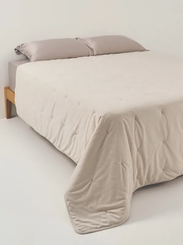 Покрывало, 220х240 см, стеганое, вельвет/микрофибра, молочное, Stitch velvet, image-0