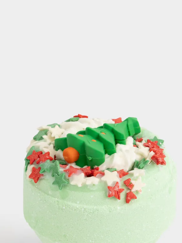 Бомбочка для ванны, 130 гр, с игрушкой, зеленая, Мандарин и хвоя, Елка, Christmas spa, image-2