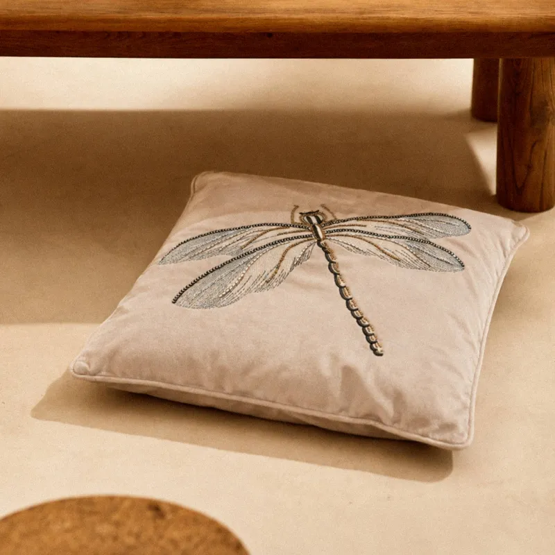 Подушка декоративная, 45х45 см, с бисером, Стрекоза, Dragonfly