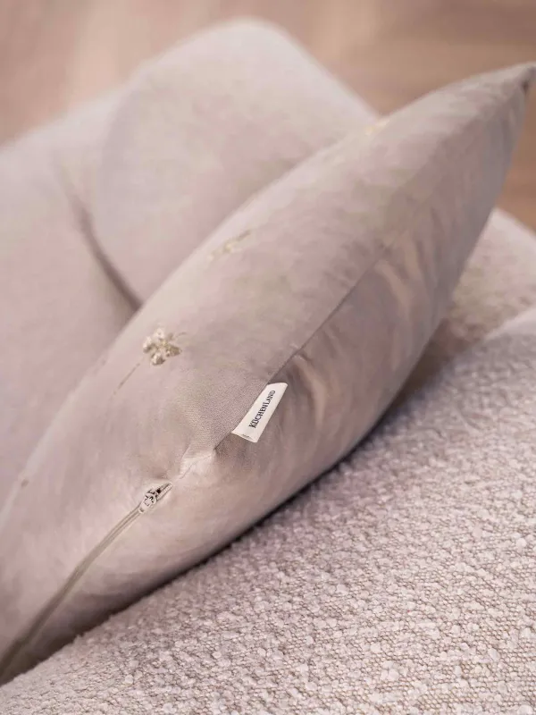 Подушка декоративная, 45х45 см, вельвет, светло-бежевая, Стрекозы и жуки, Bugs, image-4