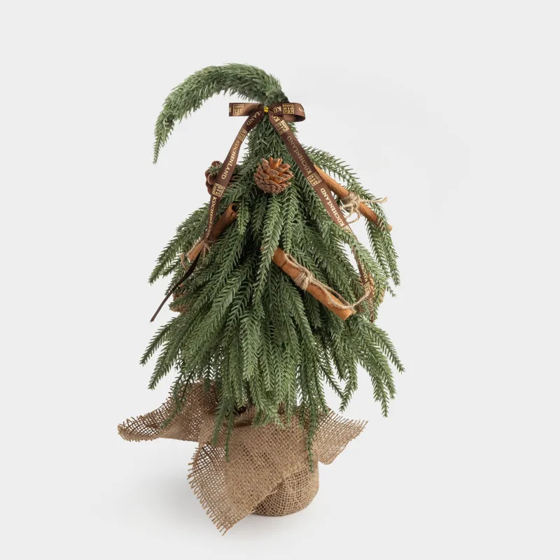 Ель искусственная, 45 см, в мешковине, пластик/дерево, Ель с шишками и корицей, Conifer curved