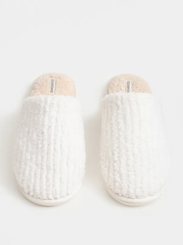 Тапочки женские, Plush font, image-2