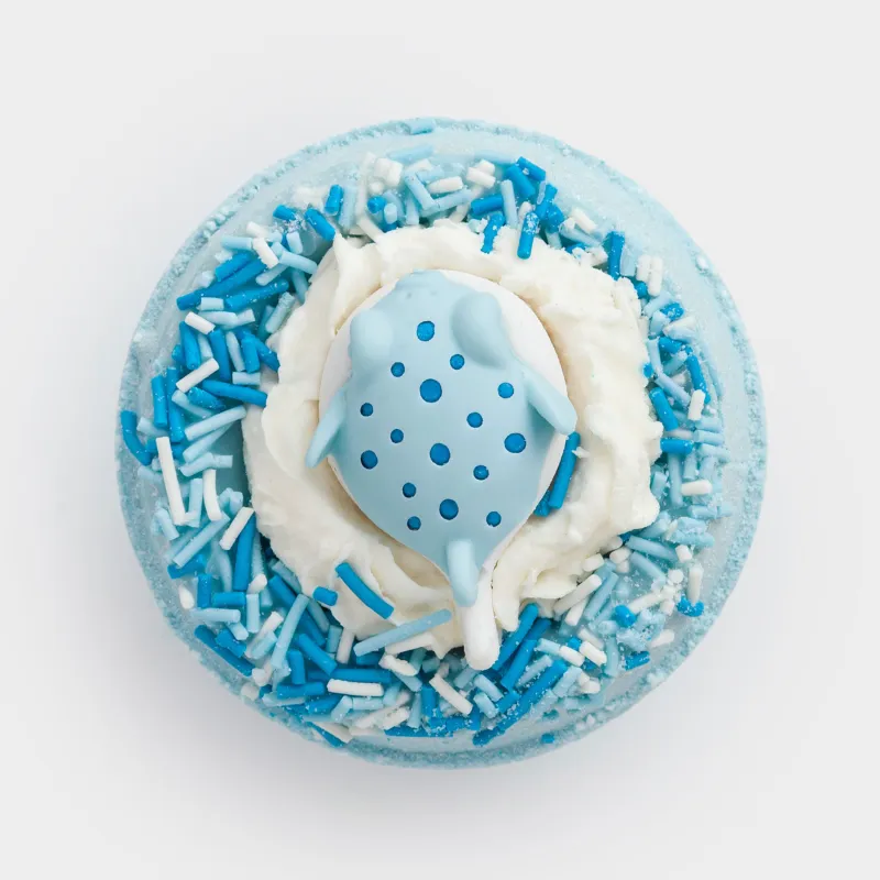 Бомбочка для ванны, 130 гр, с игрушкой, голубая, Морские брызги, Рыба, Aquatic animals