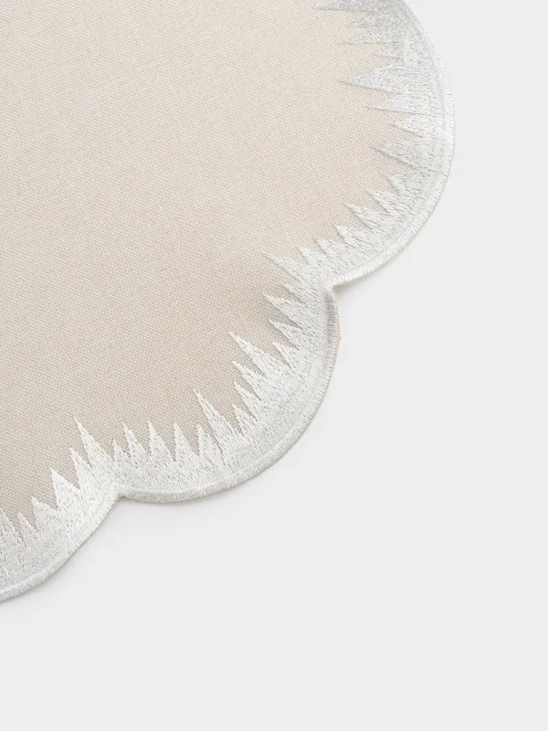 Салфетка под приборы, 38 см, Волнистые края, Melange, image-1