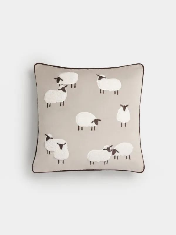 Подушка декоративная, 45х45 см, Овечки, Velvet, image-0