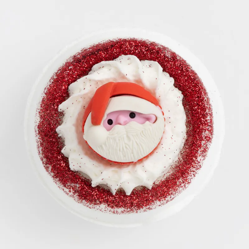 Бомбочка для ванны, 130 гр, с игрушкой, белая, Земляника, Санта, Christmas spa