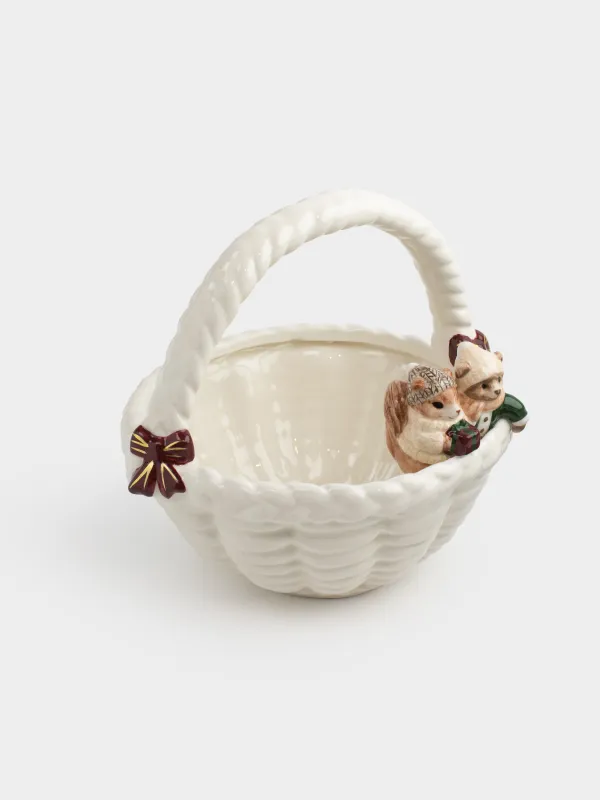 Конфетница, 19х20 см, с ручкой, керамика, молочная, Белка и медведь в корзинке, Christmas animals, image-2