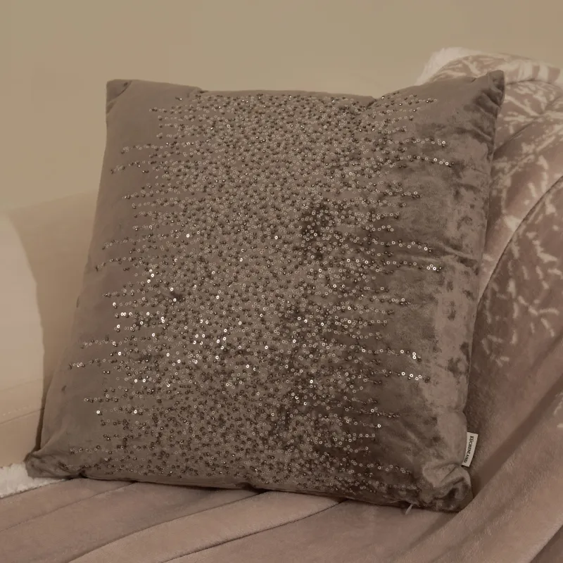 Подушка декоративная, 45х45 см, вельвет/бисер, серебристая, Sparkly