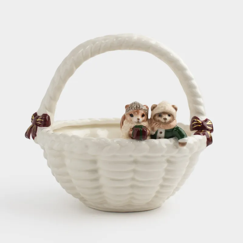 Конфетница, 19х20 см, с ручкой, керамика, молочная, Белка и медведь в корзинке, Christmas animals