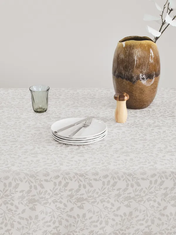 Скатерть, 160х160 см, жаккард, полиэстер, бежевая, Ветви, Slender branches, image-1