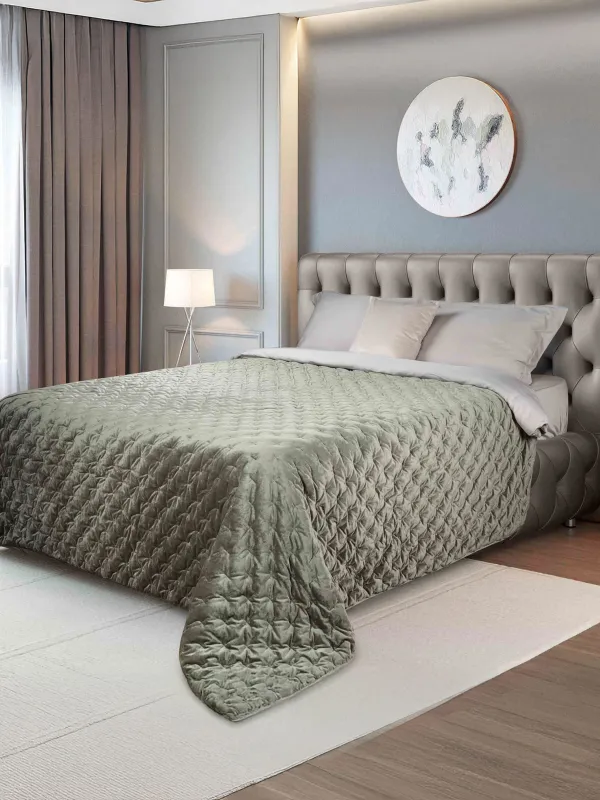 Покрывало, 220x240 см, стеганое, вельвет/микрофибра, зеленое, Линии, Stitch velvet, image-0