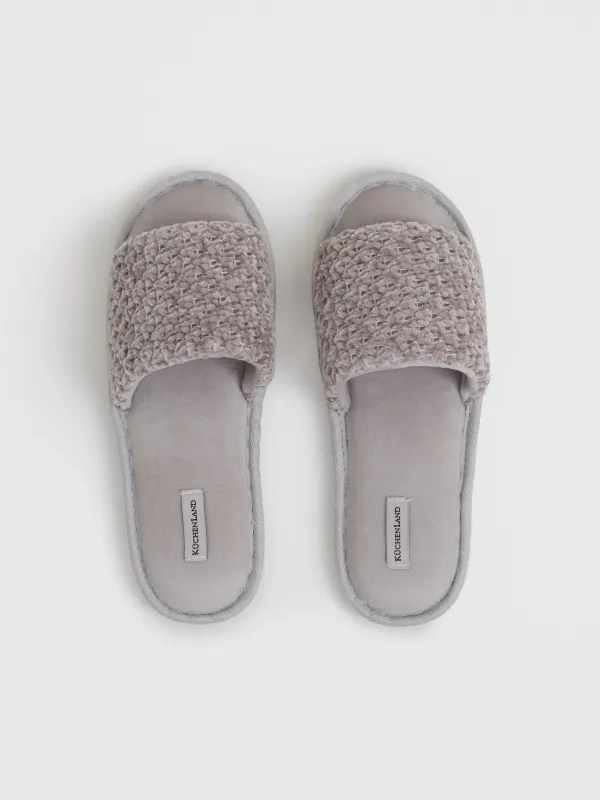 Тапочки женские, Chenille, image-1