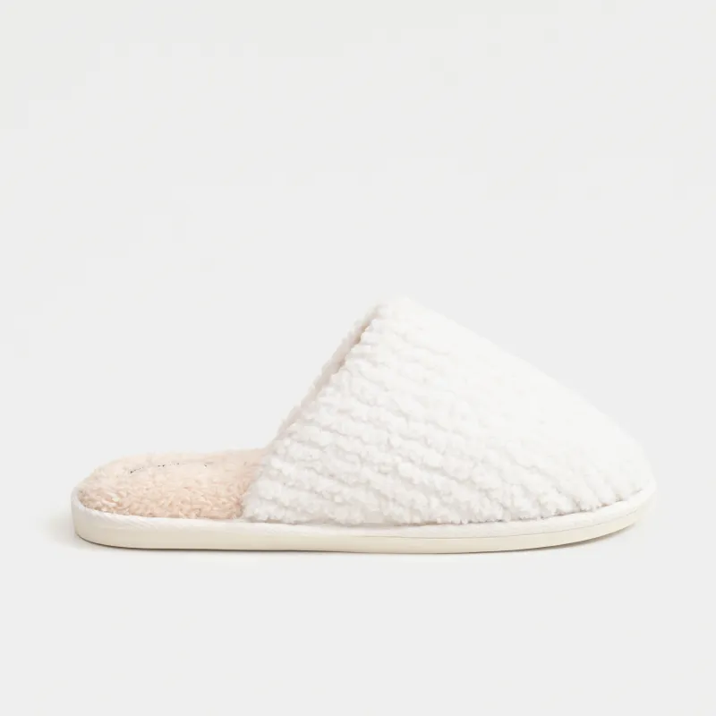 Тапочки домашние, Plush font