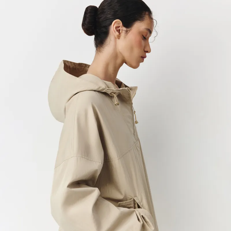 Ветровка женская, бежевая, Sagra