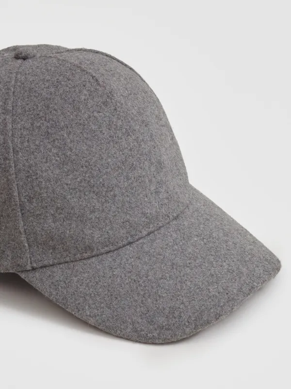 Бейсболка, Shore, image-2